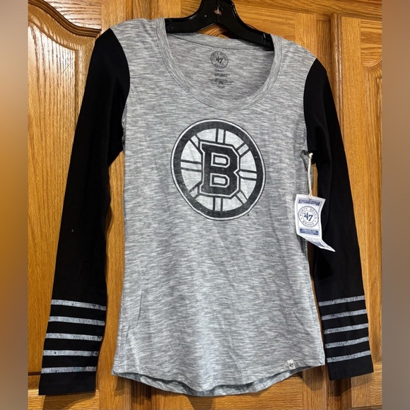 NWT 47' Brand Boston Bruins NHL Hockey Women's Long Sleeve Tee Small - Picture 2 of 7